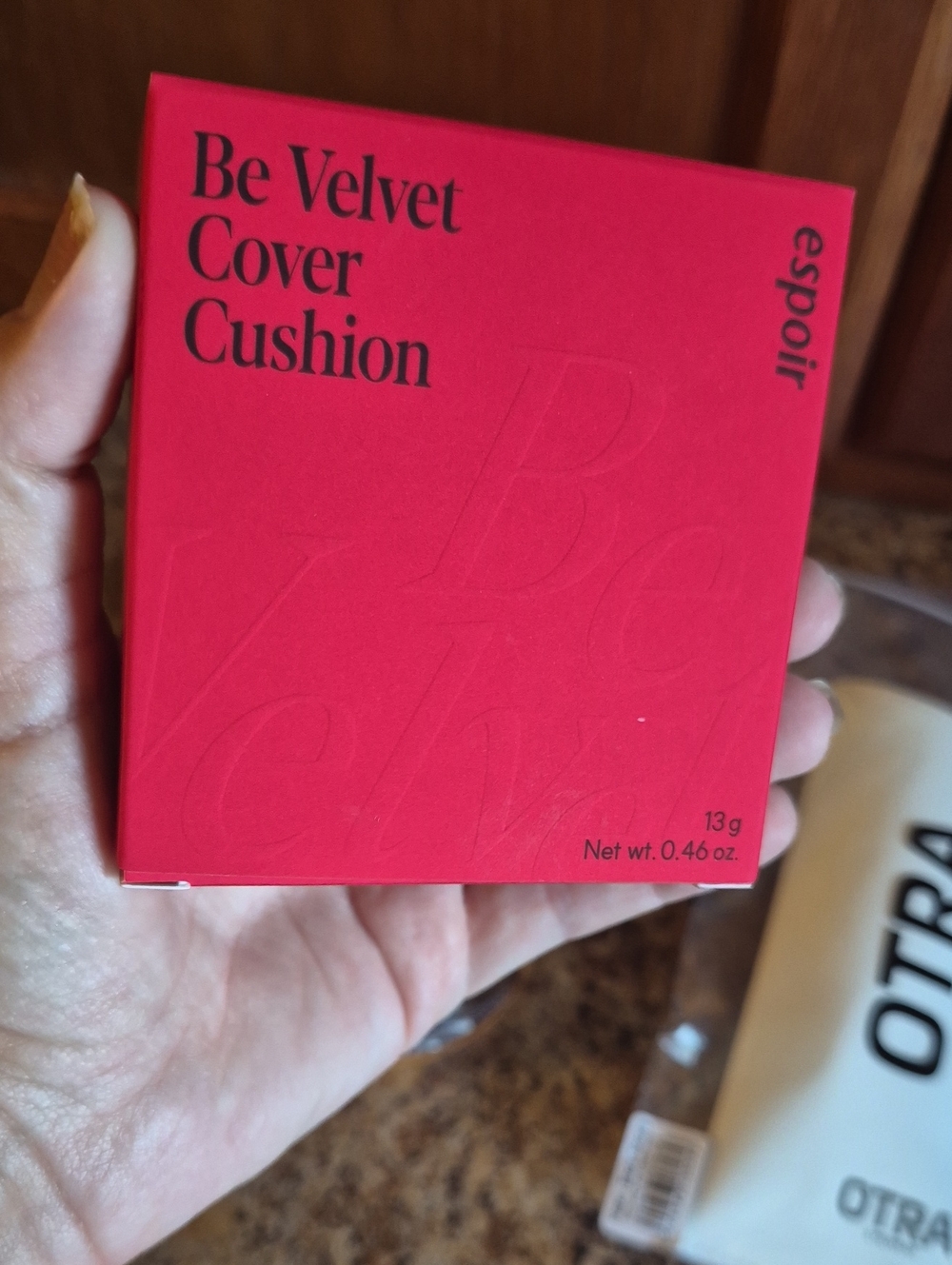 espoir Be Velvet Cover Cushion - Tan Nwt